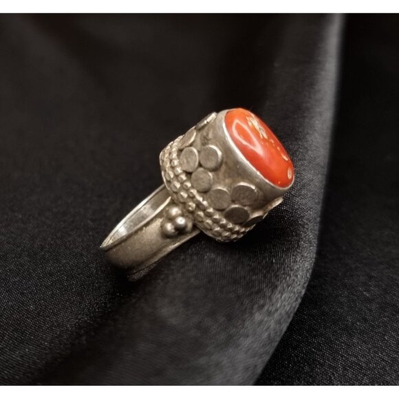 Vintage 925 Sterling Silver Natural Coral Ring 6.75 - Picture 3 of 5